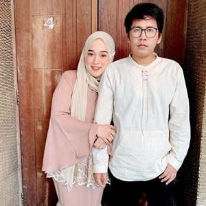 8 Potret Cantiknya Ririe Fairus Sekarang, Jadi Glow Up dan Gaul Abis!