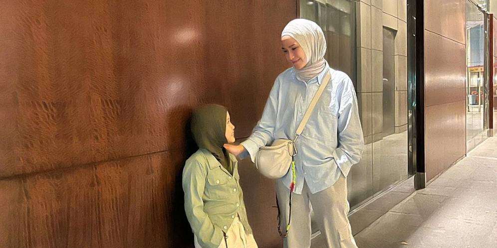 Anak Kedua Mulai Berhijab, Zaskia Mecca Terharu