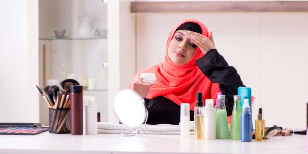 Sunscreen Stick vs Krim, Mana yang Lebih Baik?