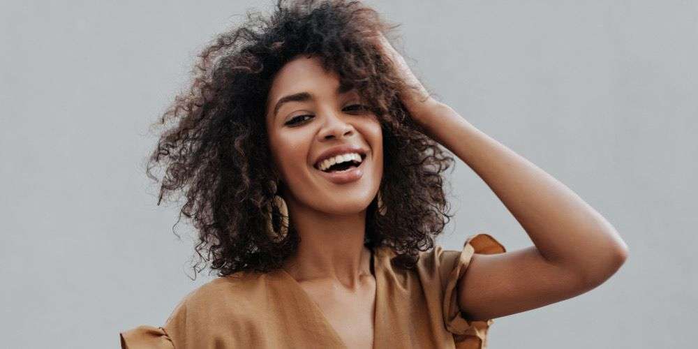 Punya Rambut Keriting? Ini Langkah Tepat Merawatnya!