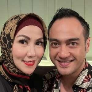 Siap Menikah Maret Tahun Ini, Venna Melinda Fitting Baju Pengantin Ditemani Ferry Irawan