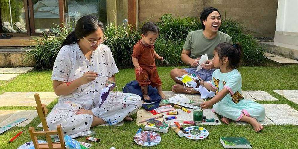 Ide Main 'Berantakan' ala Caca Tengker, Coba Bareng Si Kecil