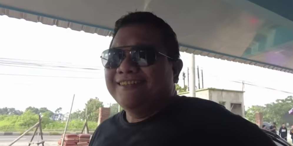 Mobil Bos PO Haryanto Nabrak Tiang, Rian Mahendra Hanya Tertawa