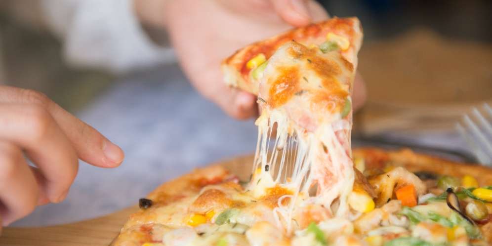 Tutorial Membuat Pizza Roti dengan 3 Bahan