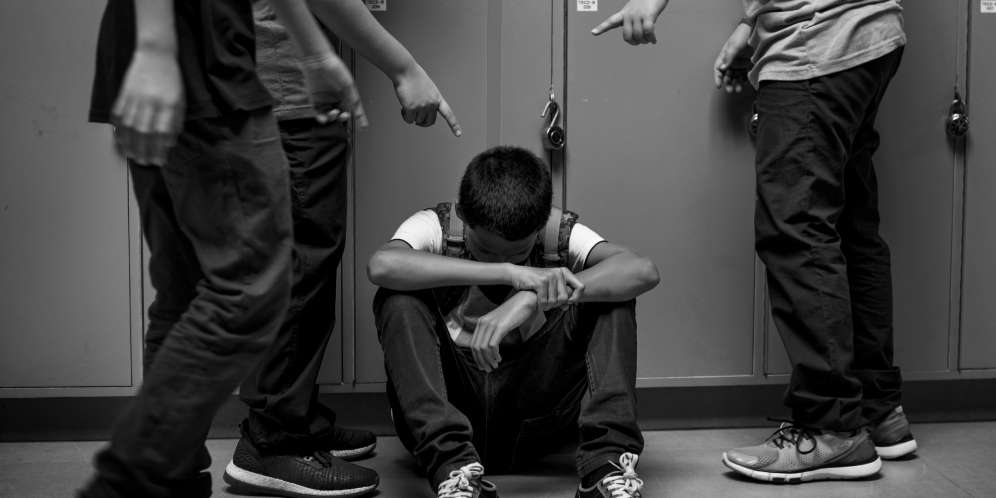 Viral Video Perundungan Bocah di Tangsel, Dipukul Besi Obeng dan Lidah Disundut Api Rokok Viral Video Perundungan Bocah di Tangsel, Dipukul Besi Obeng dan Lidah Disundut Api Rokok