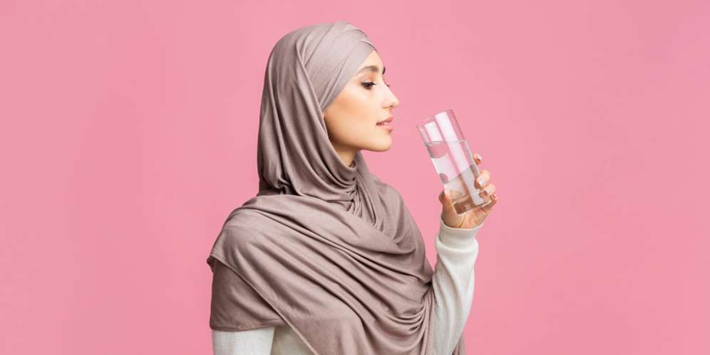 Ini Lho Waktu Terbaik Minum Air Putih Demi 8 Gelas Terpenuhi Setiap Hari