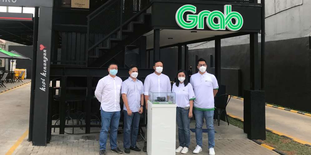 Buka Gerai Baru di Bintaro, Kopi Kenangan Suguhkan Kopi dari Tenaga Surya