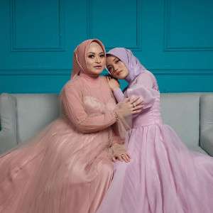 Putri Delina Ngaku Kesepian, Nathalie Holscher: Sini Cerita ke Bunda