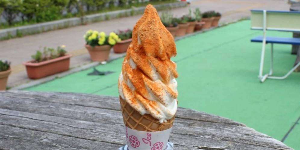 Es Krim Pedas Khas Hirata, Siap Menantang Para Turis