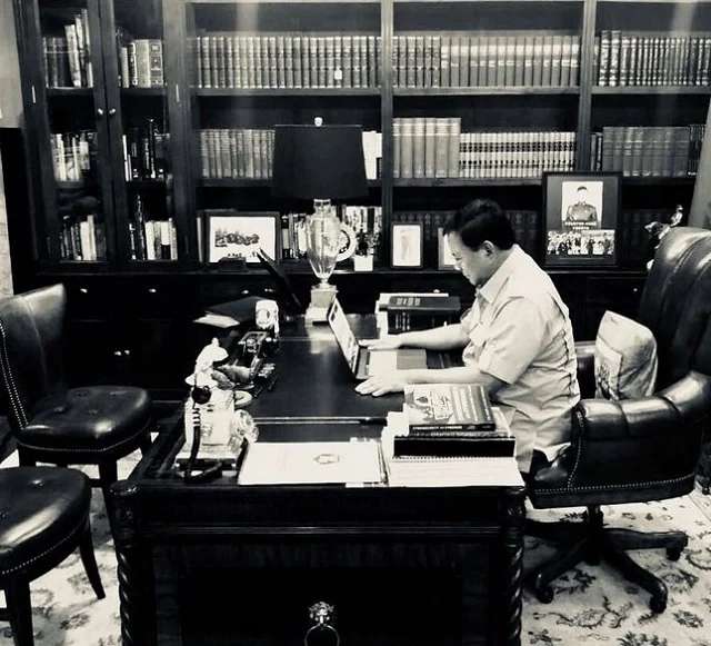 10 Adu Mewah Rumah Prabowo Subianto VS Luhut Pandjaitan, Dua Menteri Jokowi yang Penuh Kontroversi!