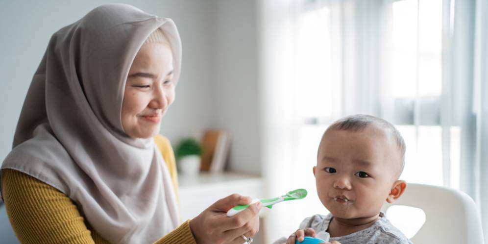 Tak Perlu Ragu Berikan MPASI yang Digoreng, Bisa Tambah Bobot Si Kecil