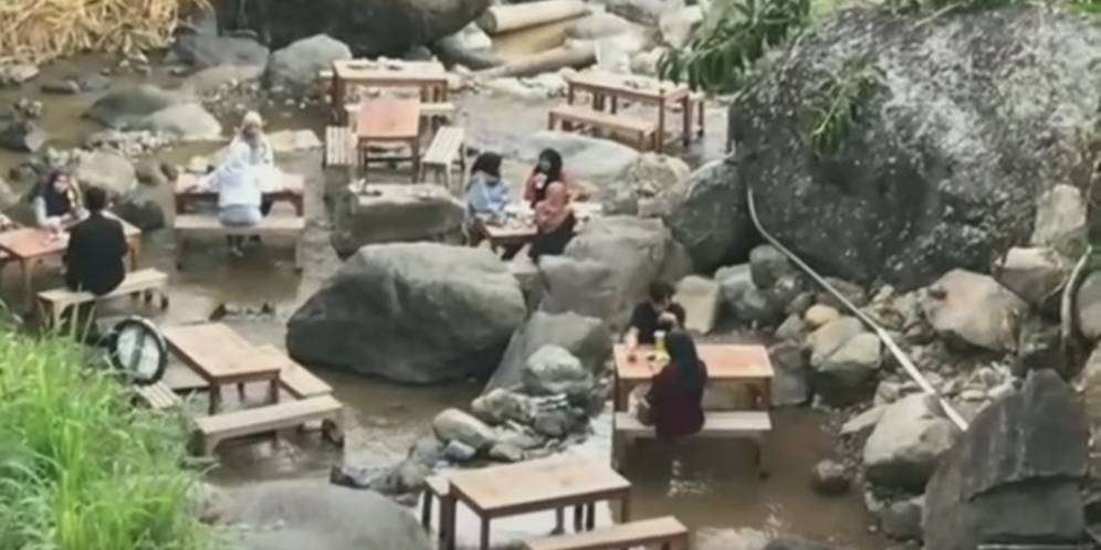 Video Minum Kopi di Tengah Kali, Sensasinya Menantang Maut