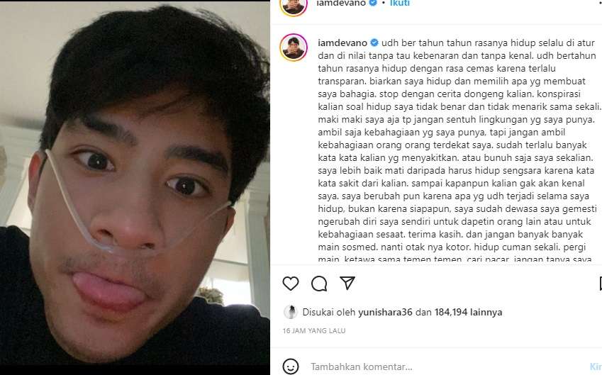 Unggah Pose Foto Pakai Selang Oksigen, Putra Iis Dahlia Bahas Soal ...