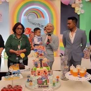 Nathalie Holscher Adakan Ulang Tahun Adzam, Sule Tidak Hadir Nathalie Holscher Adakan Ulang Tahun Adzam, Sule Tidak Hadir