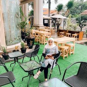 Potret Rumah Mewah Muzdalifah yang Dijual Seharga Rp40 M, Super Megah Bak Istana Kerajaan Arab!