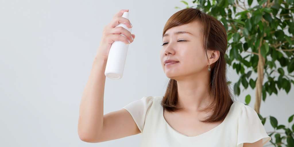Ketahui Kapan Harus Memakai Setting Spray