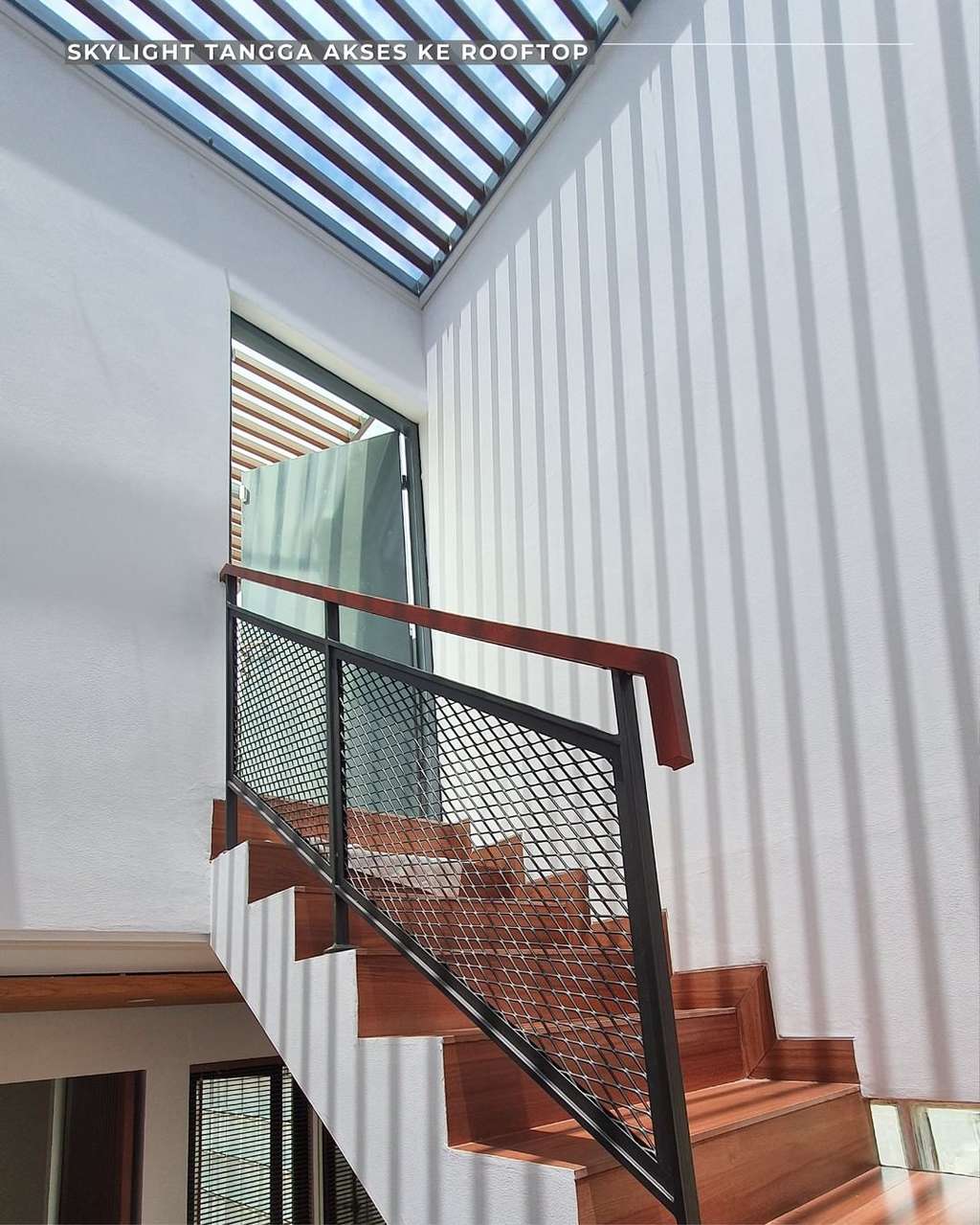 Tengok Rumah dengan Rooftop Estetik Multifungsi, Dihias Logo BTS ...