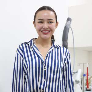 Disinggung Soal Arya Saloka, Amanda Manopo Kasih Senyum Kecut