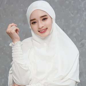 Hidung Mancungnya Dicurigai Hasil Filler, Inara Rusli Kasih Balasan Makjleb