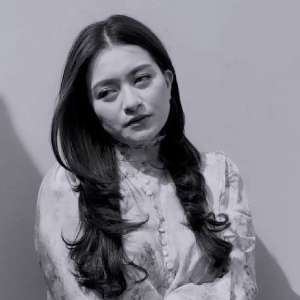 Potret Nathalie Holscher Usai Melepas HIjab