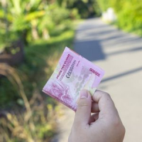 Naik Tipis di Sesi Pembukaan, IHSG Sempat Longsor di Bawah Level 6.000 Paska Reshuflfe Kabinet